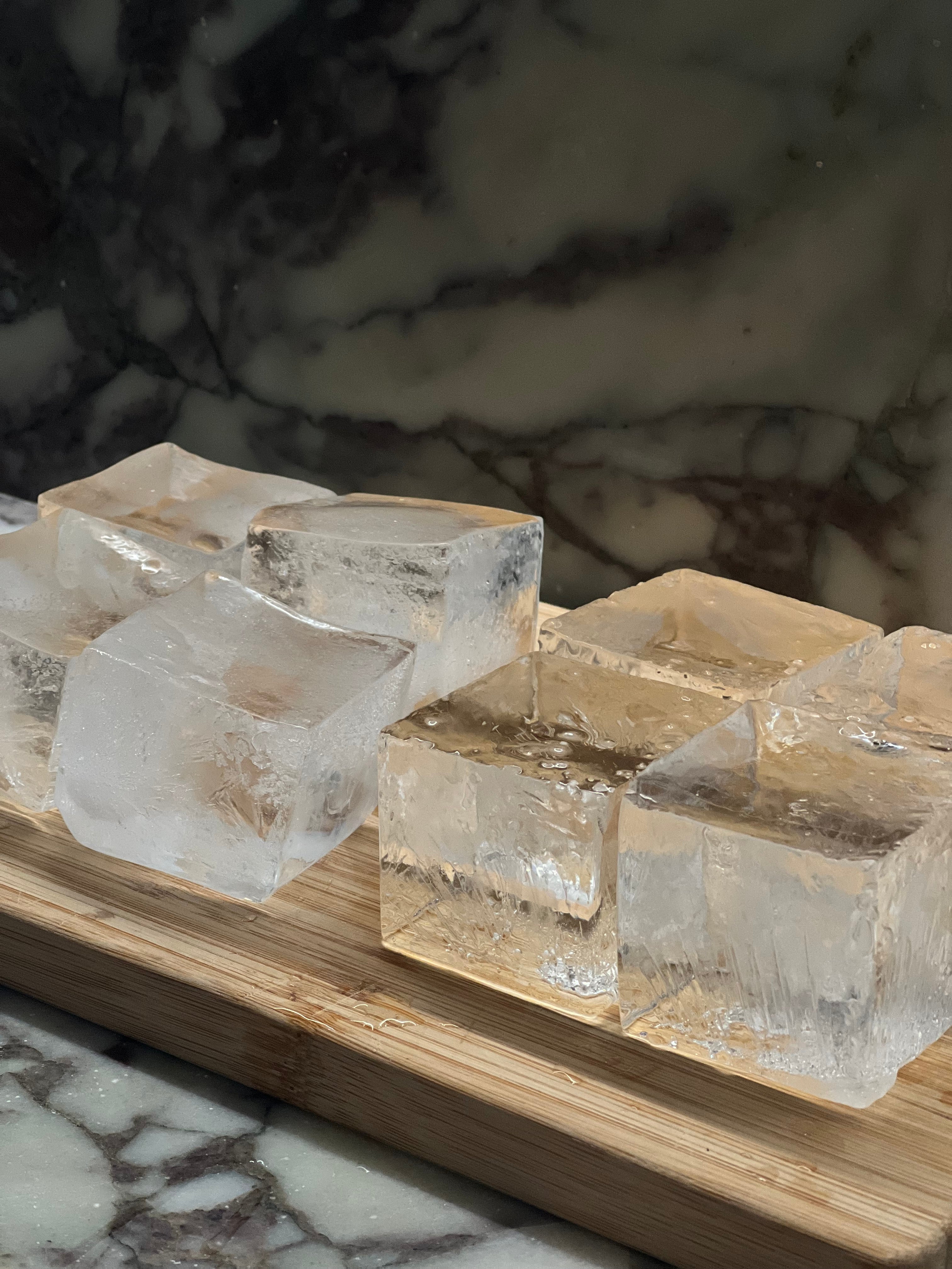Crystal Clear Ice Mould